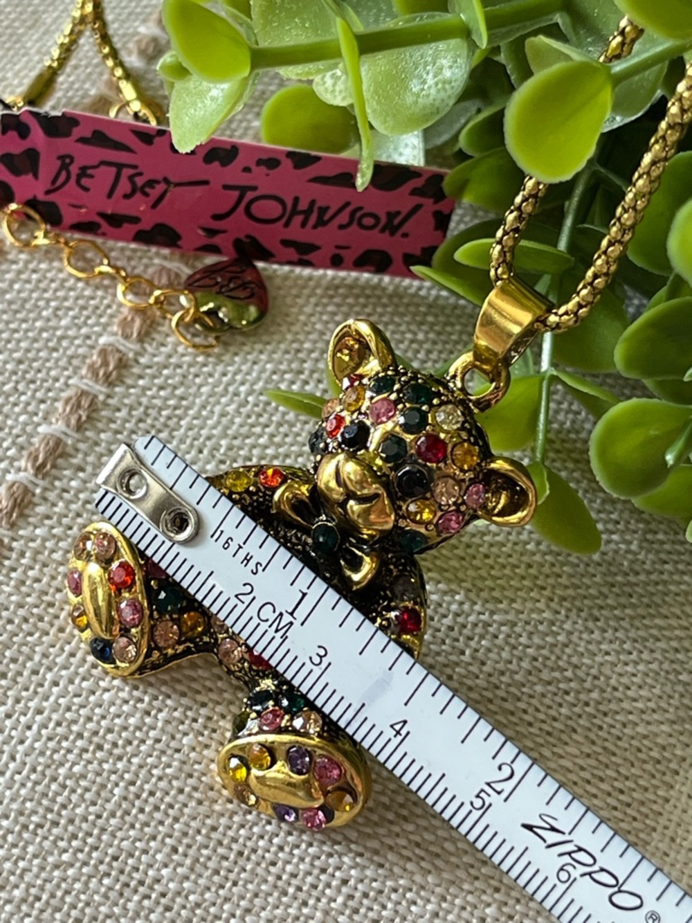 Betsey Johnson Gold Multicolor Crystal Teddy Bear Pendant Necklace 🧸🆕🧸 - Picture 8 of 10